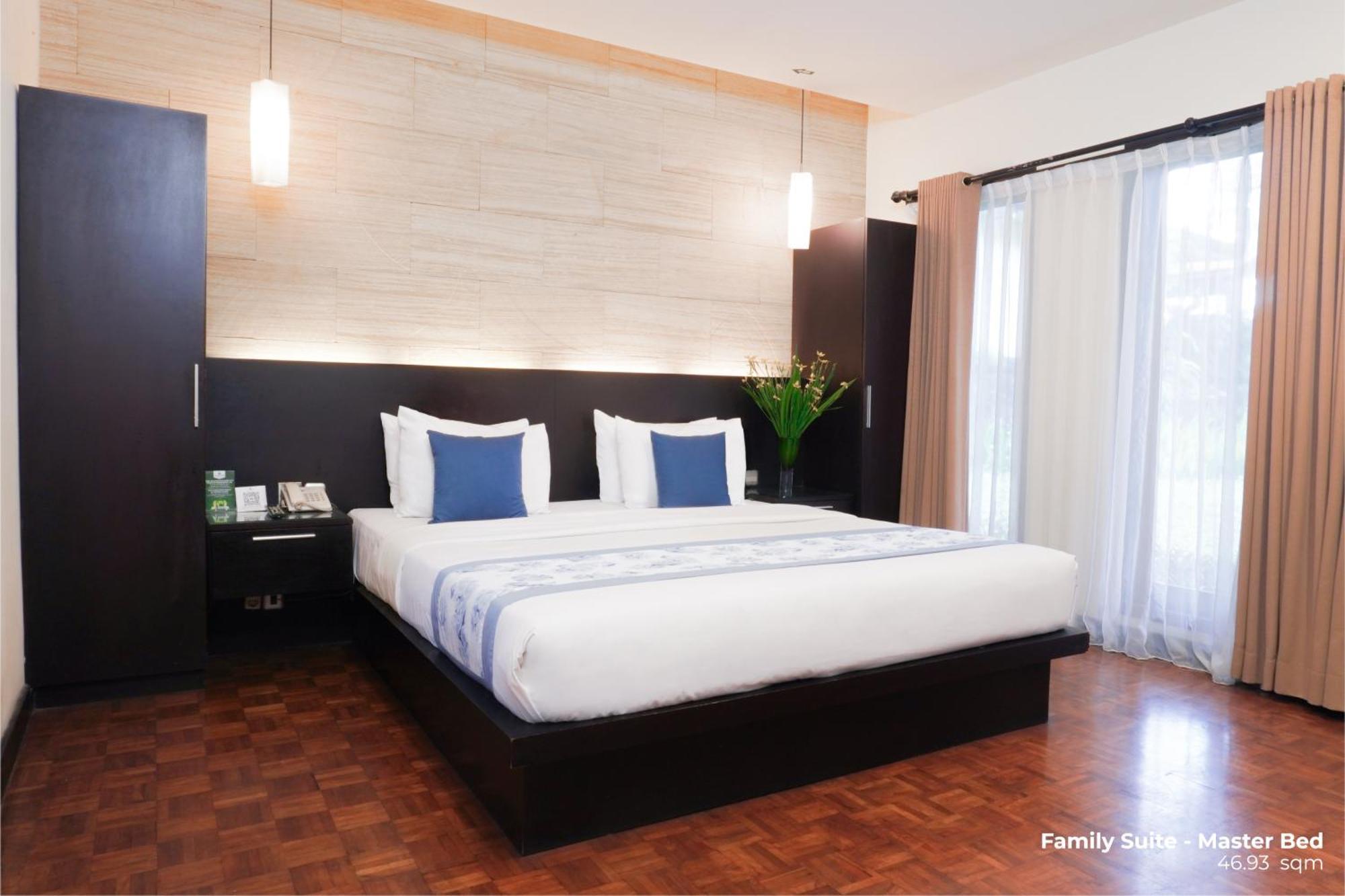 Puteri Gunung Hotel Лембанг Екстериор снимка