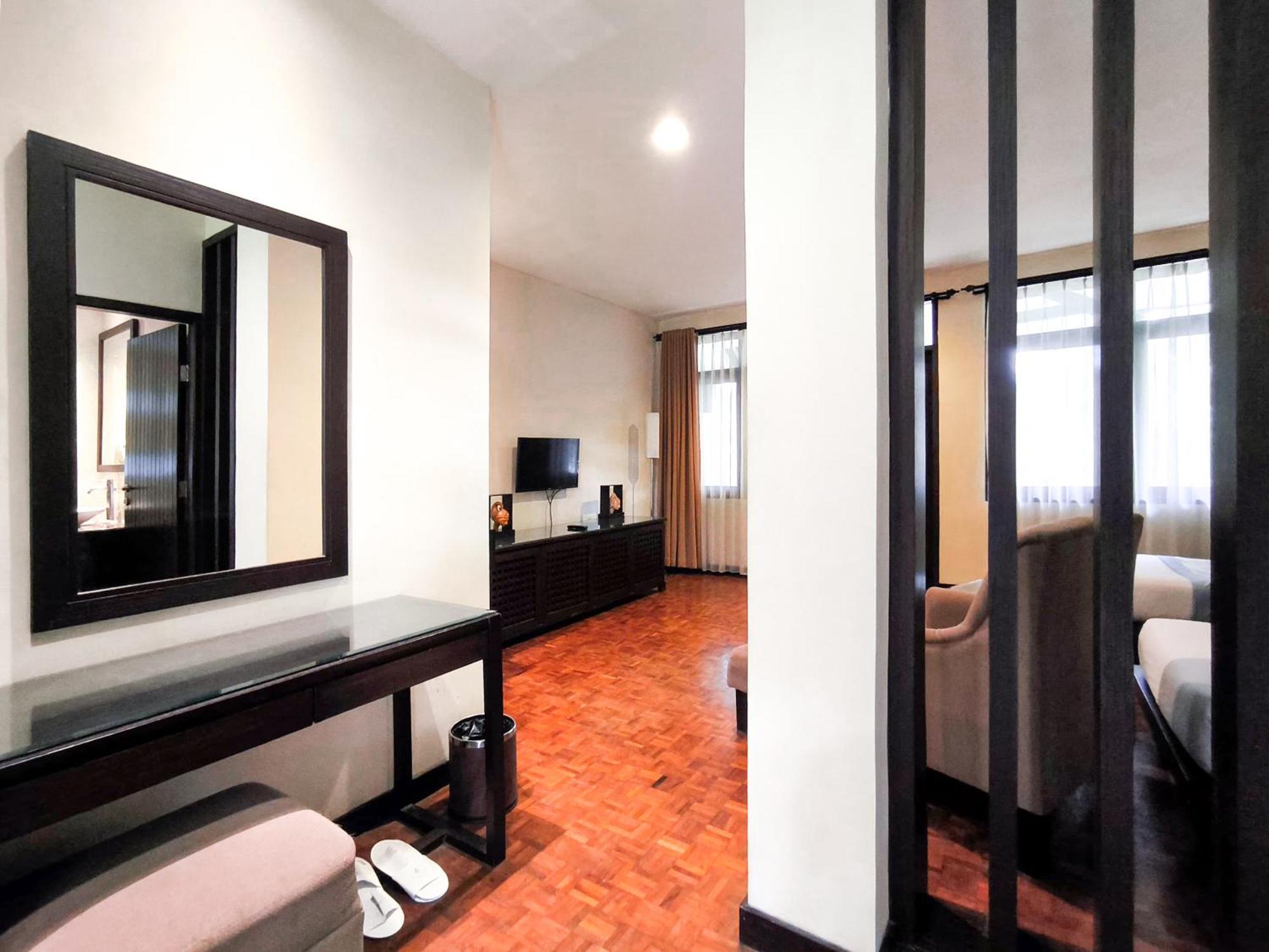 Puteri Gunung Hotel Лембанг Екстериор снимка