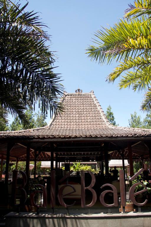 Puteri Gunung Hotel Лембанг Екстериор снимка